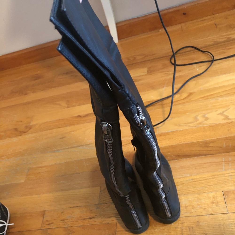 JustFab Black Over-the-Knee Zip-Back Boots - Picture 3 of 4